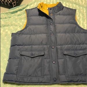 Reversible vest